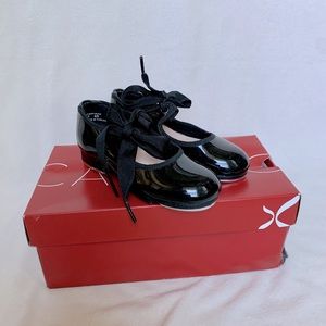 Capezio Jr. Tyette Tap Shoe Black Patent SZ 9M